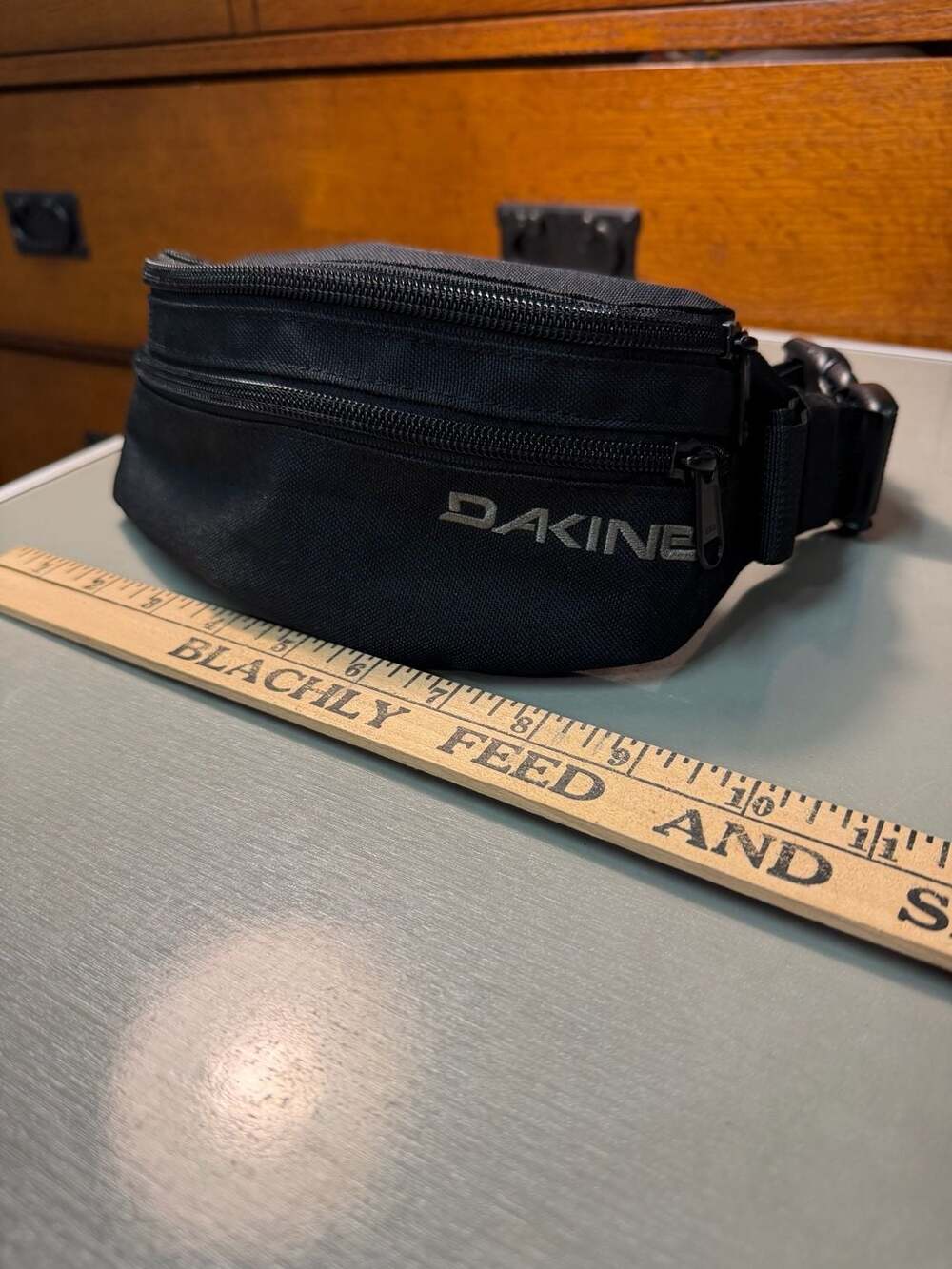 Dakine Classic Hip Pack Black Waist Bag Fanny Pack